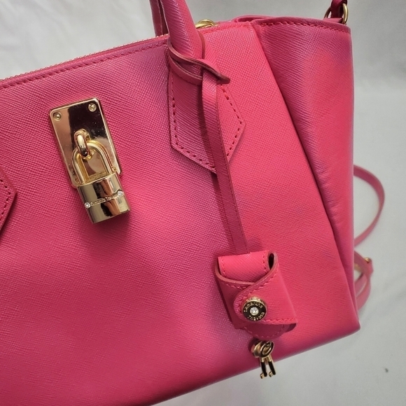 Samantha Thavasa Pink Galleria Handbag With Lock and Keys - Picture 14 of 15